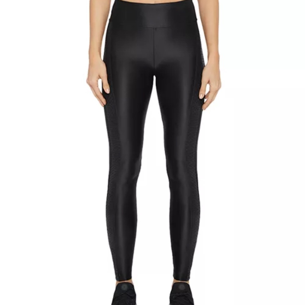 Koral Black Activewear Dynamic Duo Leggings size Medium. NWT